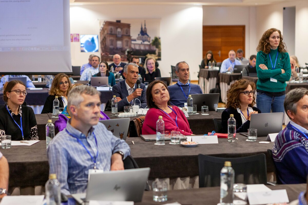 photo of workshop proceedings