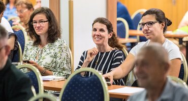 Czech perio society meeting covers range of oral-health topics