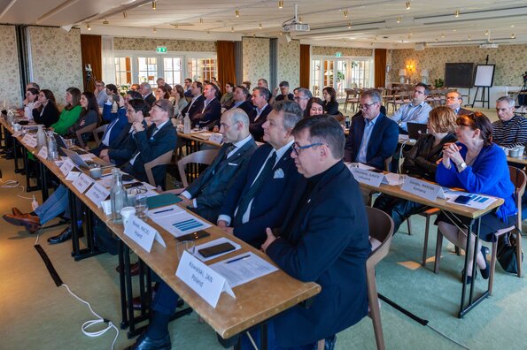 Plenary session at EFP general assembly Plenary session at EFP general assembly