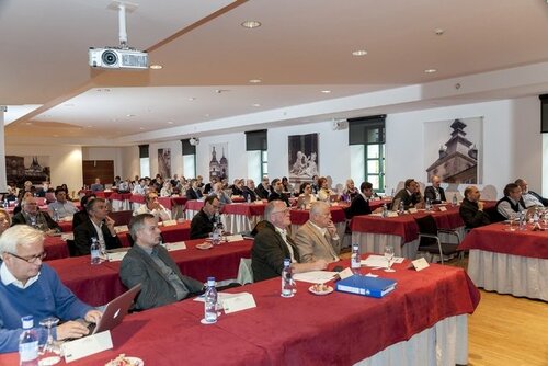 FOCUS: Perio Workshop 2016 conclusions reveal factors shared by periodontal diseases and caries and highlight common approaches to prevention