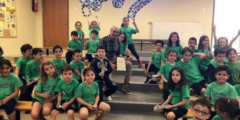 Greece: TV interviews and actions in shopping areas and school