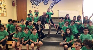 Greece: TV interviews and actions in shopping areas and school