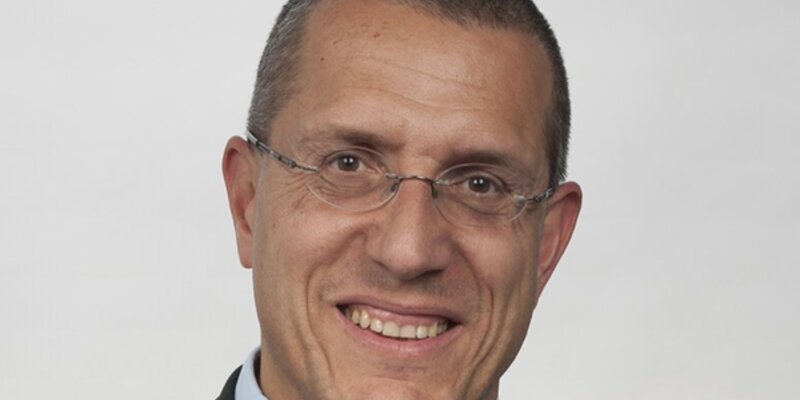 Journal edited by Anton Sculean achieves top rating