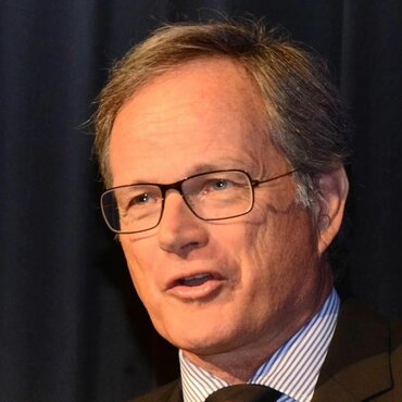 EFP gives distinguished-scientist award to Andrea Mombelli