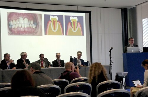 EuroPerio8 press conference calls for greater awareness of periodontitis and peri-implantitis