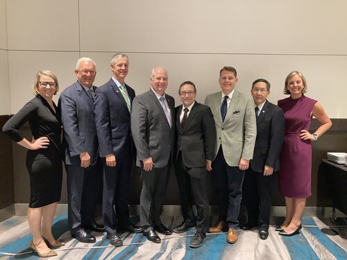 EFP president visits annual meeting of American Academy of Periodontology