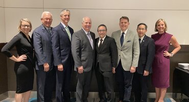 EFP president visits annual meeting of American Academy of Periodontology